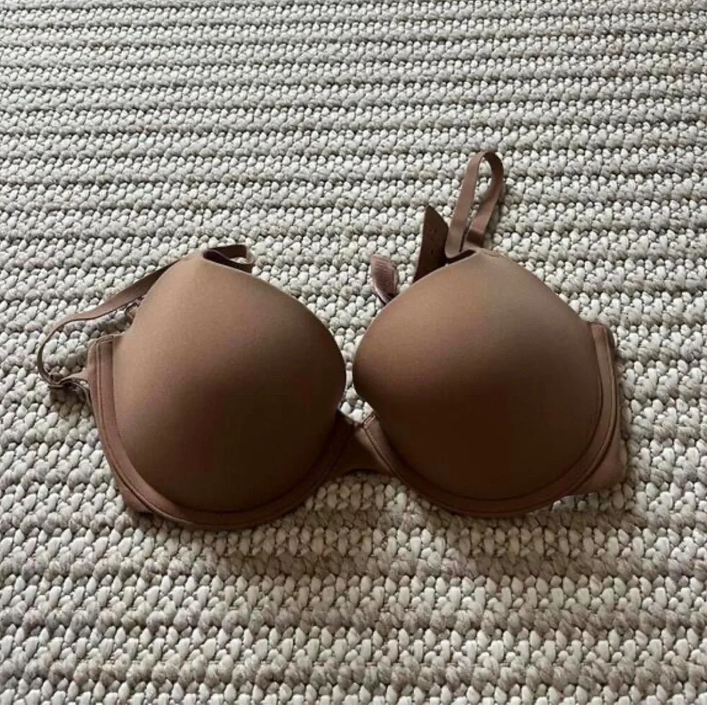 Skims Fits Everybody Push-up Bra! Nwt - Picture 2 of 2